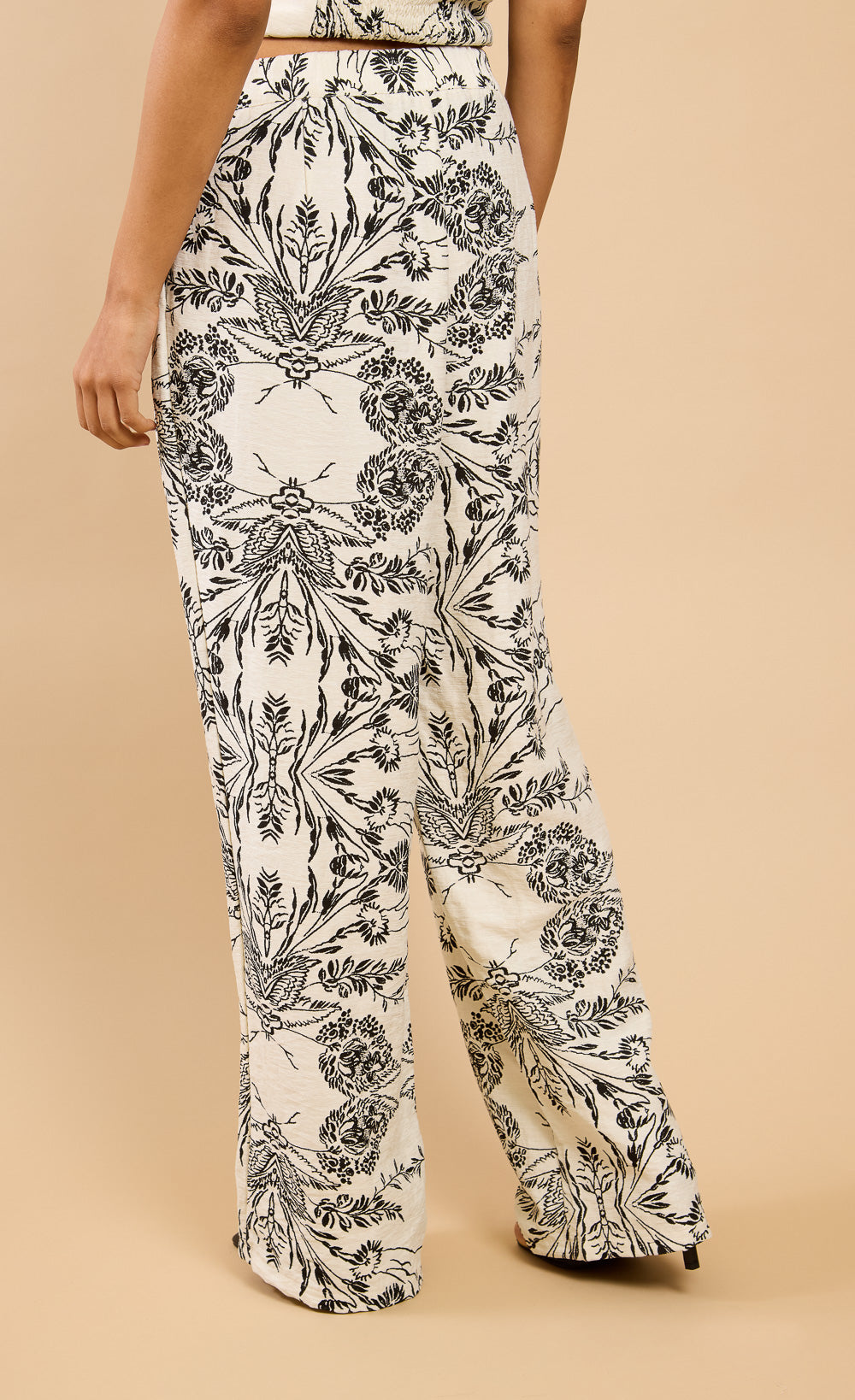 Maris Monochrome Floral Print Wide Leg Trousers Vicky Pattison EDIT