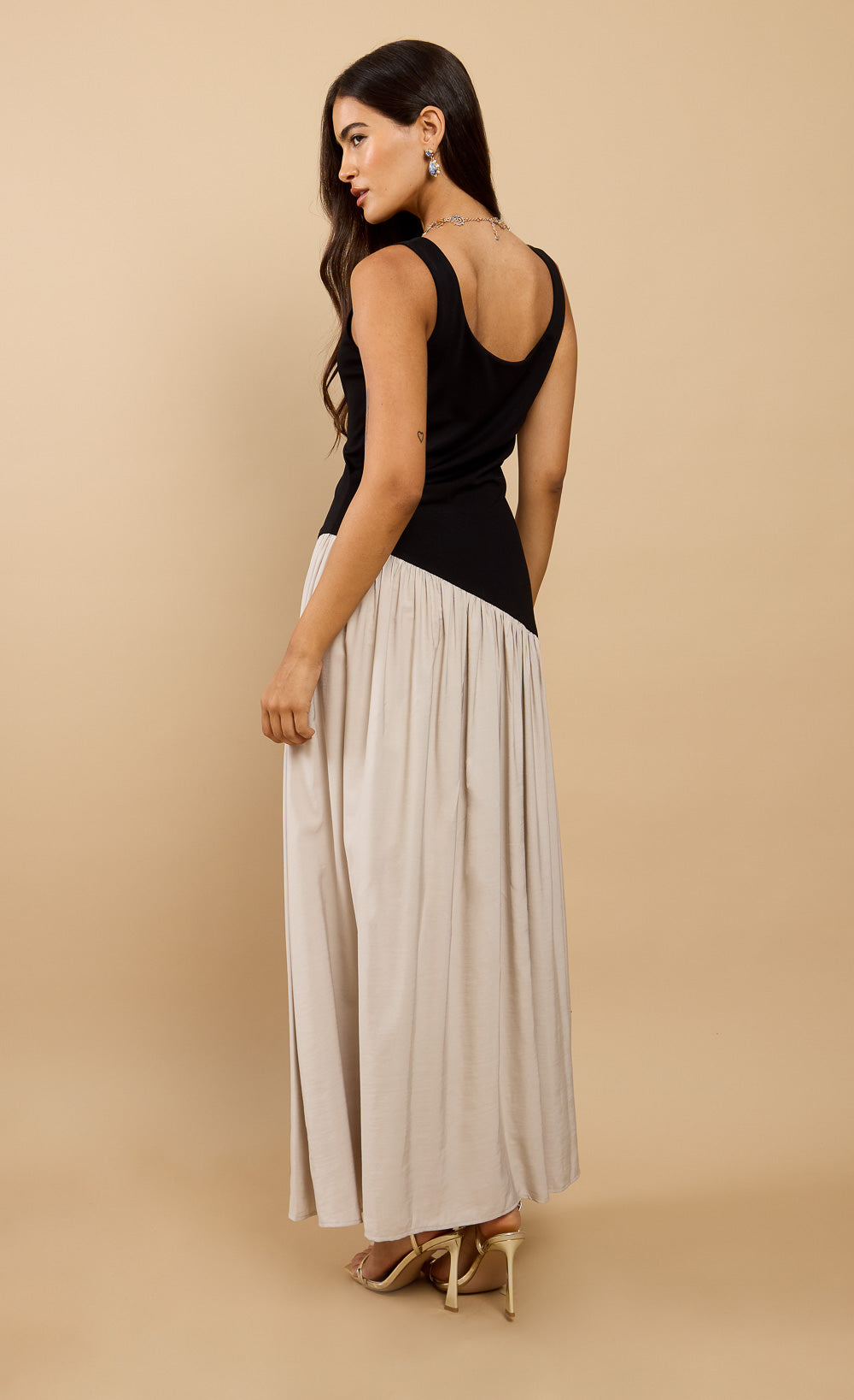 Elora Black Dropped Waist Midaxi Dress Vicky Pattison EDIT