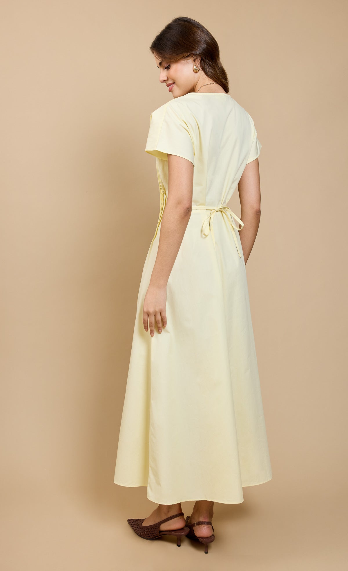 Lemon Pintuck Midaxi Dress by Vicky Pattison