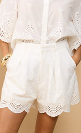 Avira White Embroidered ShortsShortsEmbroidered ShortsLittle Mistress
