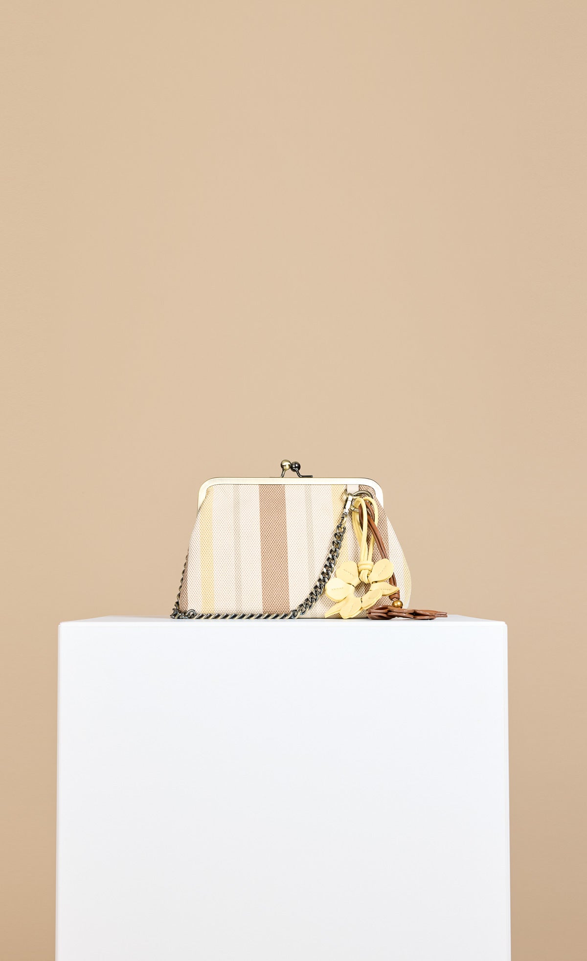 Mocha Lemon Stripe Metal Frame Shoulder Bag
